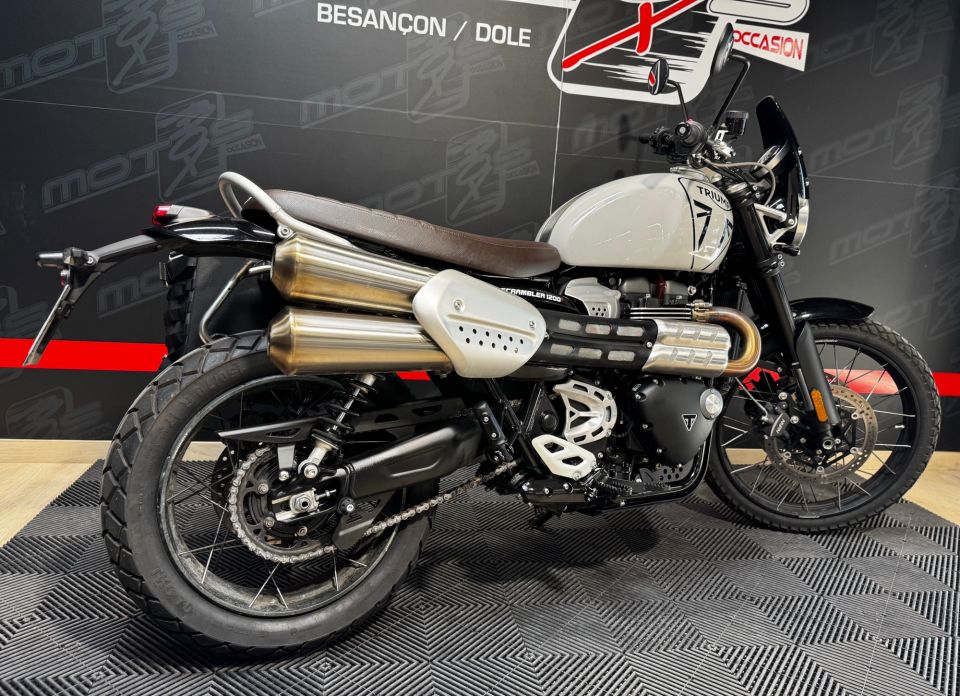 TRIUMPH Scrambler 1200 X 4