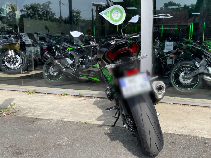 KAWASAKI Z900 A2 4