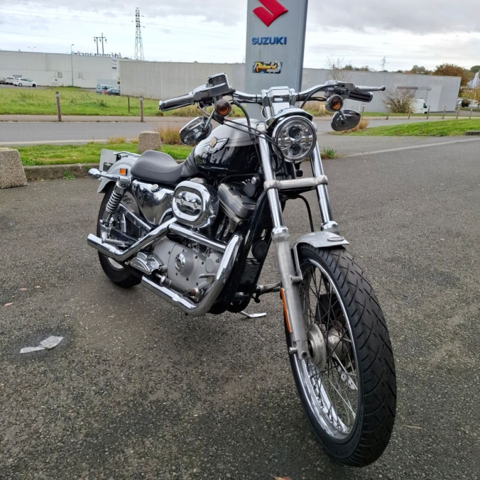 HARLEY-DAVIDSON SPORTSTER 883 4