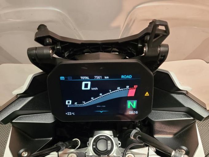BMW F 900 XR 4