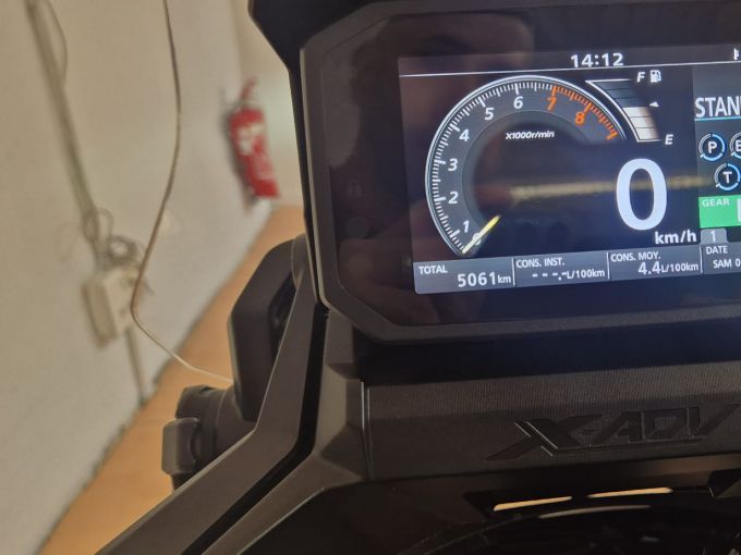 HONDA X-ADV 4