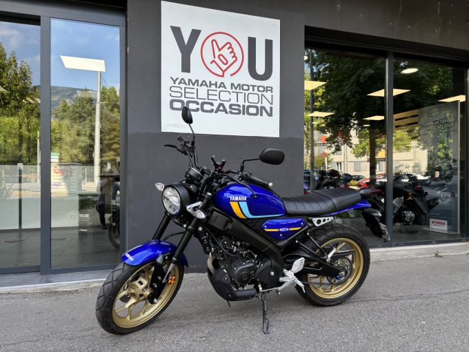 YAMAHA XSR 125 4