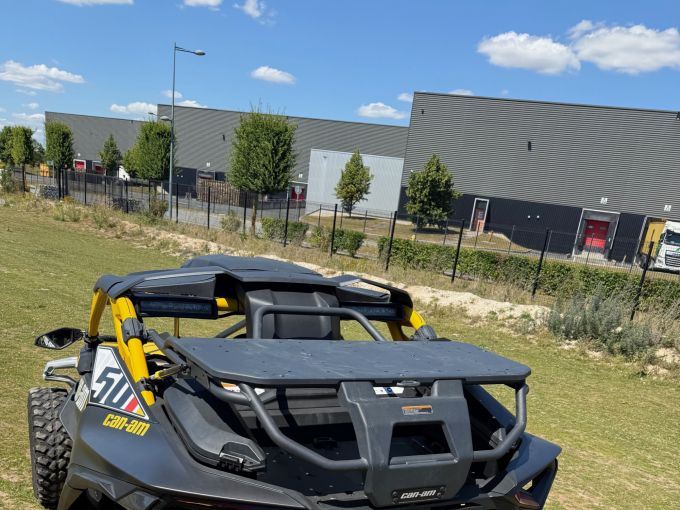 CAN-AM MAVERICK 4