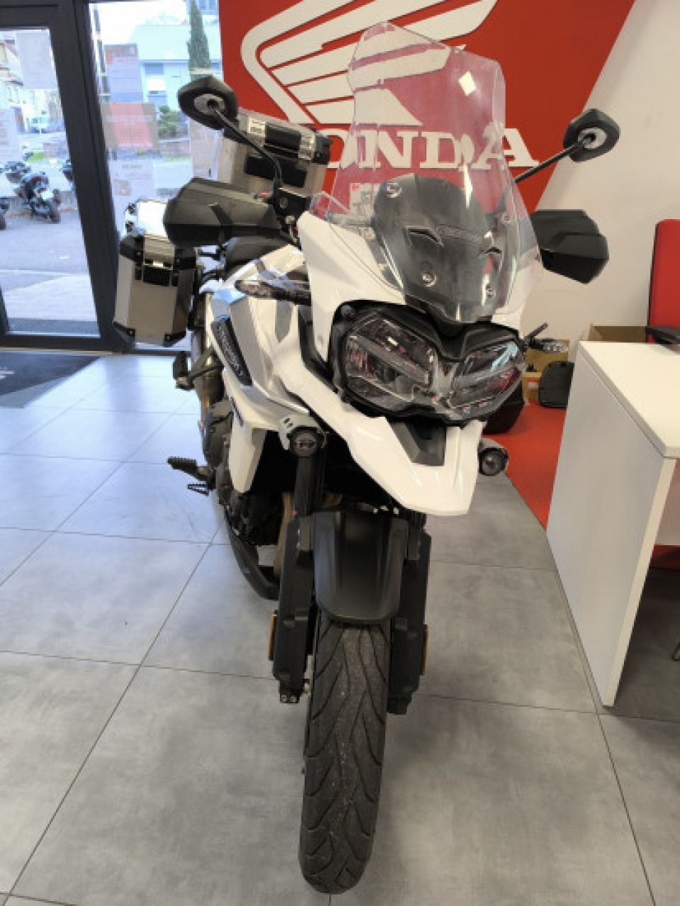 TRIUMPH TIGER 1200 EXPLORER 4