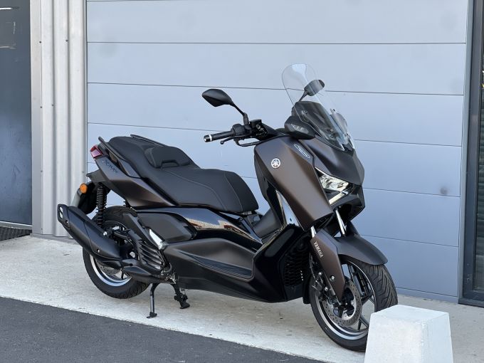 YAMAHA XMAX 125 TECH MAX 4