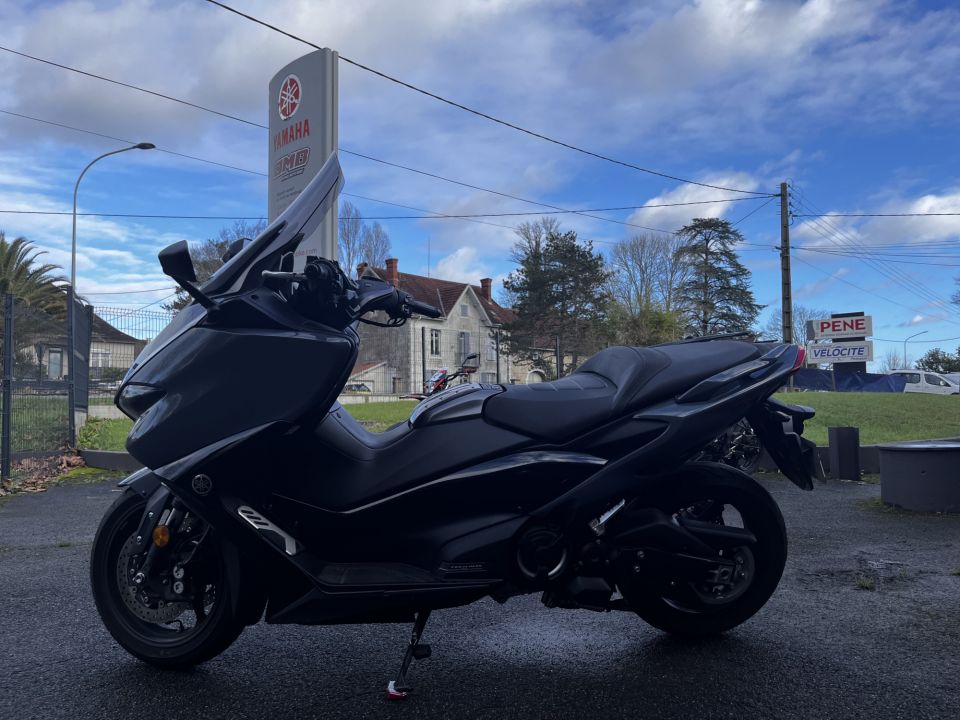 YAMAHA XP T-MAX 560 TECH MAX 4