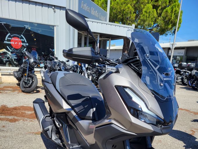 HONDA ADV 350 4