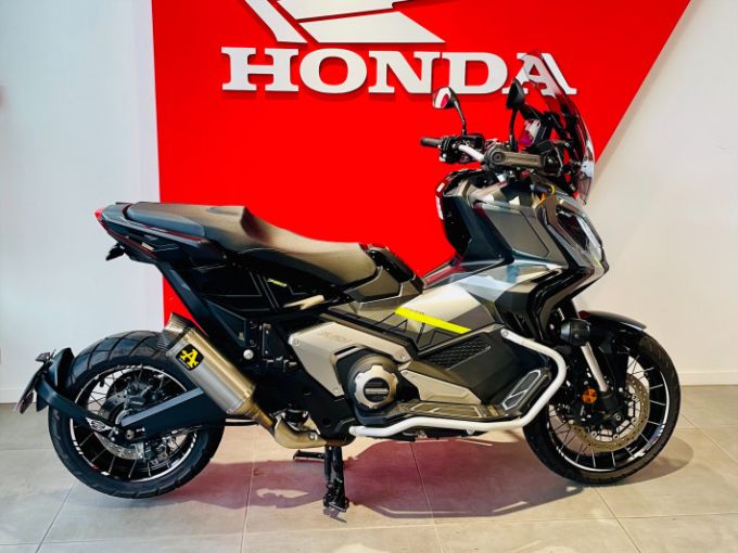 HONDA X-ADV 750 4