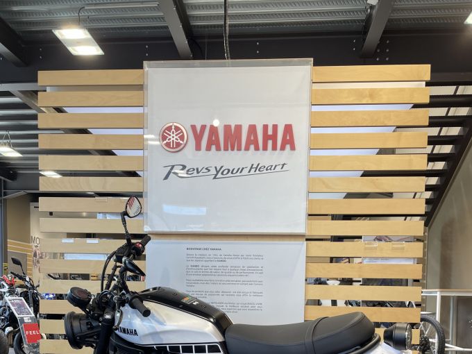YAMAHA XSR 700 LEGACY 4