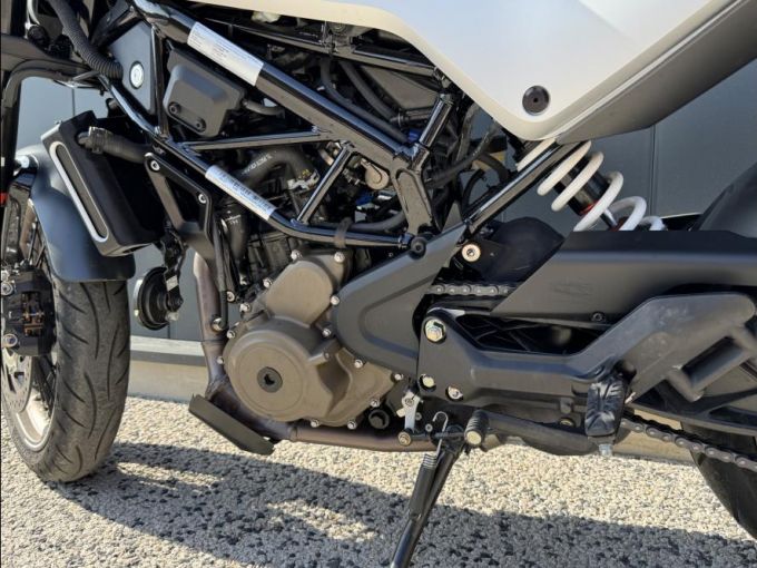 HUSQVARNA HUSQVARNA 401 VITPILEN 2024 4