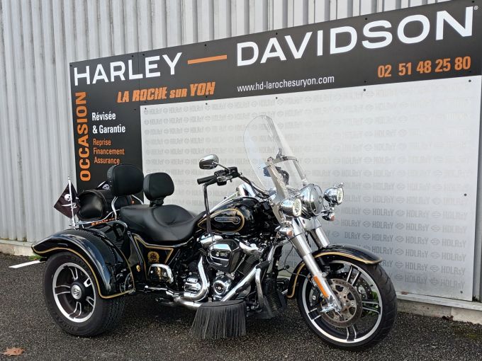 HARLEY-DAVIDSON TRIKE FREEWHEELER 1868 4