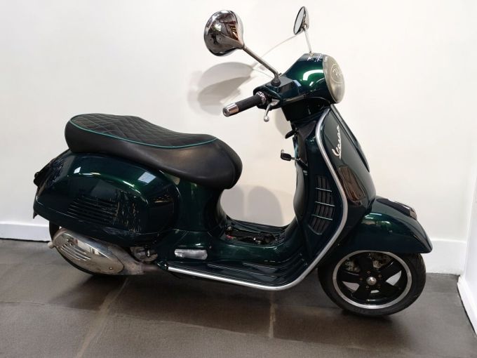 PIAGGIO GTS 125 4