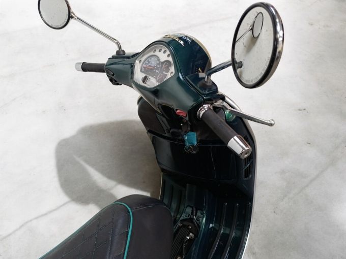 PIAGGIO GTS 125 4