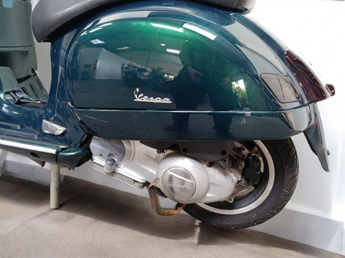 PIAGGIO GTS 125 4
