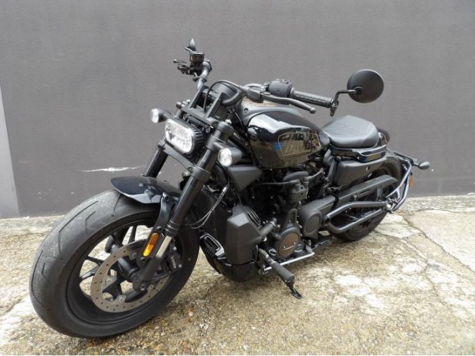 HARLEY-DAVIDSON SPORTSTER 1250 S 4