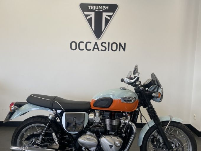 TRIUMPH BONNEVILLE T120 4