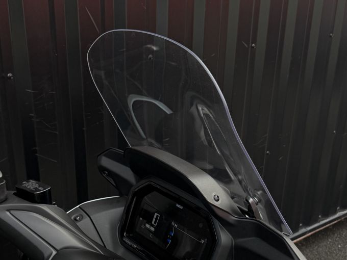 YAMAHA XMAX 125 TECH MAX 4
