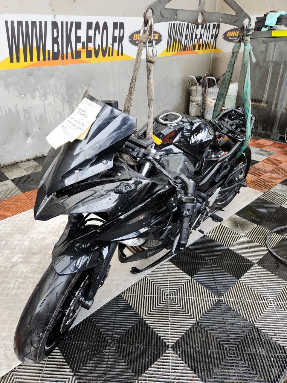 KAWASAKI NINJA 650 4