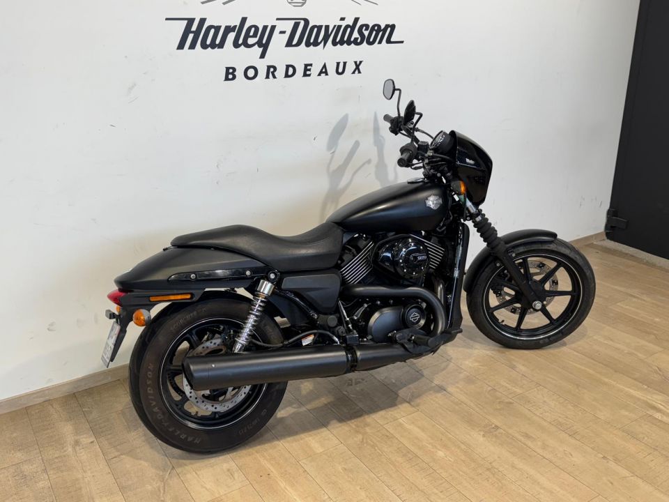 HARLEY-DAVIDSON STREET 750 4