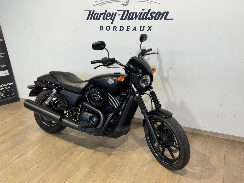 HARLEY-DAVIDSON STREET 750 4