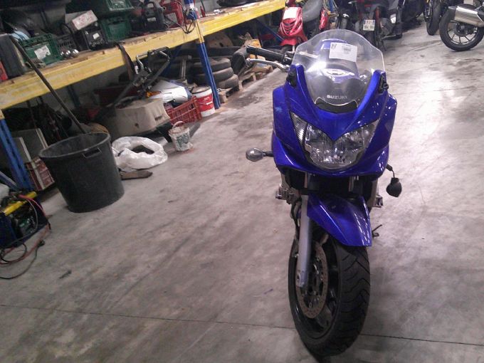 SUZUKI GSF 650 N BANDIT 4