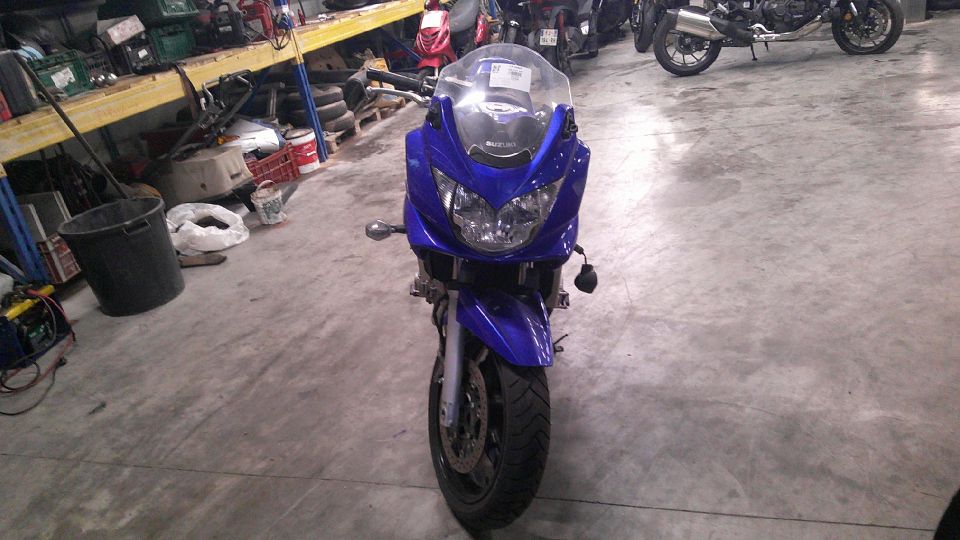 SUZUKI GSF 650 N BANDIT 4