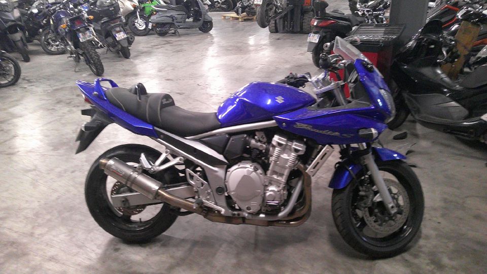 SUZUKI GSF 650 N BANDIT 4