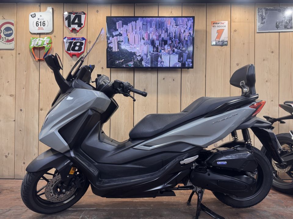 HONDA NSS FORZA  125AD 4