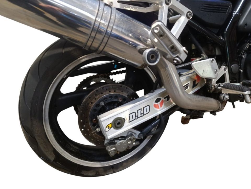 YAMAHA FZ6 600 FAZER 4