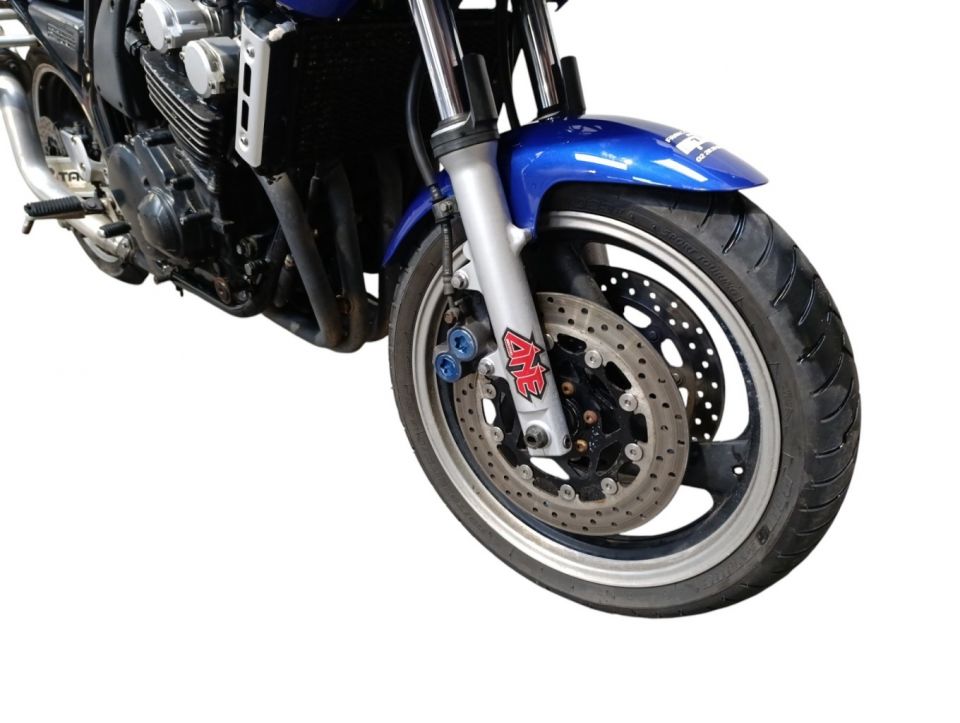 YAMAHA FZ6 600 FAZER 4