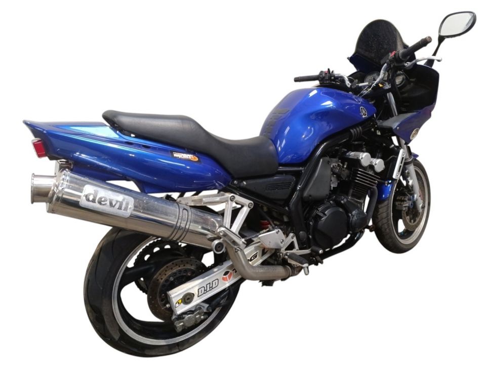YAMAHA FZ6 600 FAZER 4