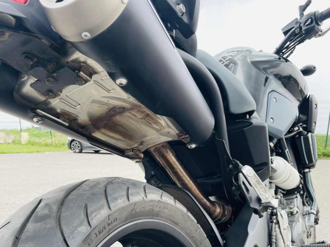 YAMAHA MT-03 4