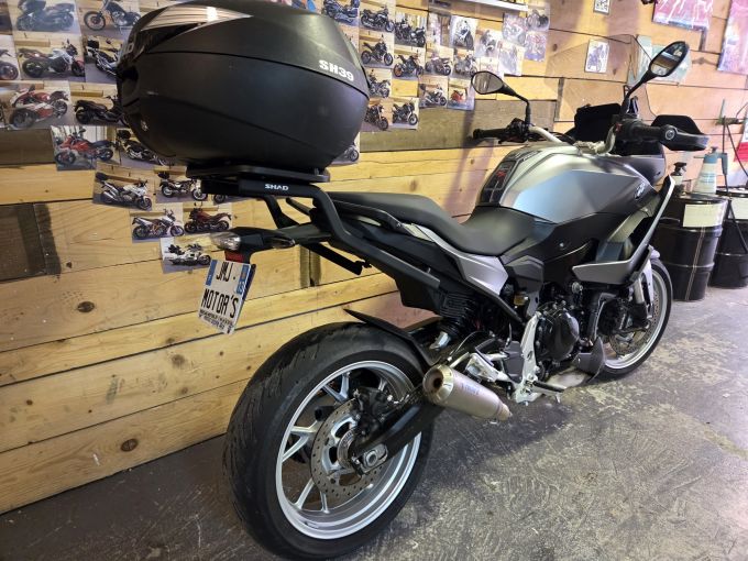BMW F 900 XR 4