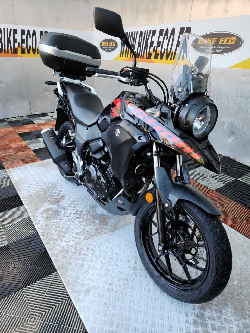 SUZUKI DL V-STROM 250 4