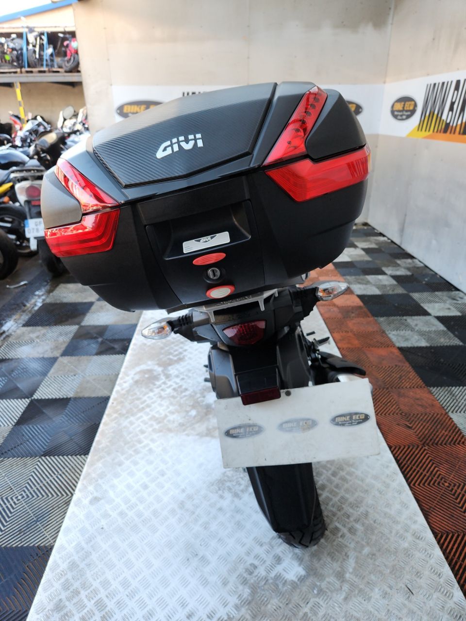 SUZUKI DL V-STROM 250 4