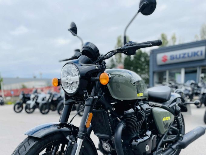 ROYAL ENFIELD SHOTGUN 650 4