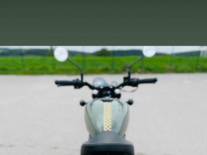 ROYAL ENFIELD SHOTGUN 650 4