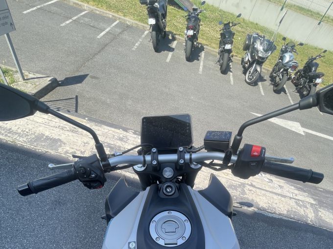 YAMAHA MT-07 (47.5CV) 4