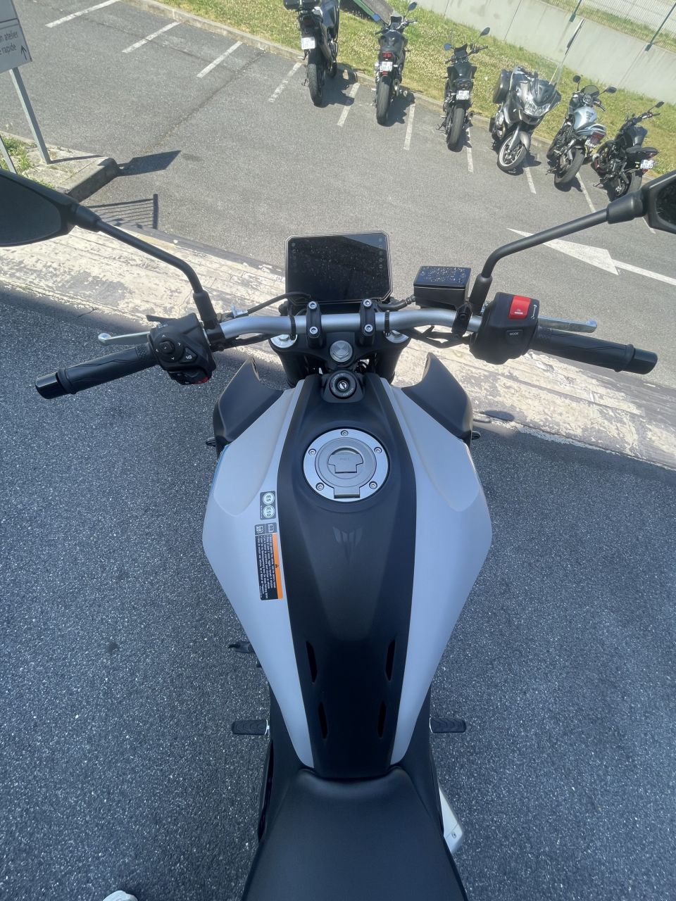 YAMAHA MT-07 (47.5CV) 4