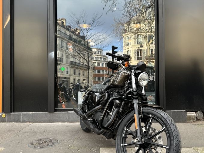 HARLEY-DAVIDSON SPORTSTER 883 N 4