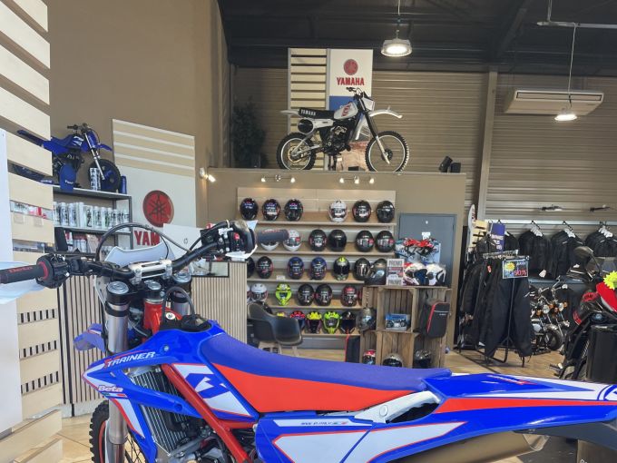 BETA XTRAINER 300 4