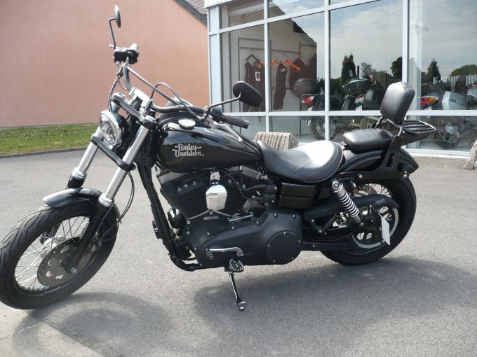 HARLEY-DAVIDSON DYNA STREET BOB 1584 4