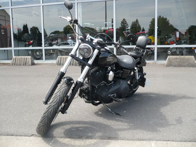 HARLEY-DAVIDSON DYNA STREET BOB 1584 4