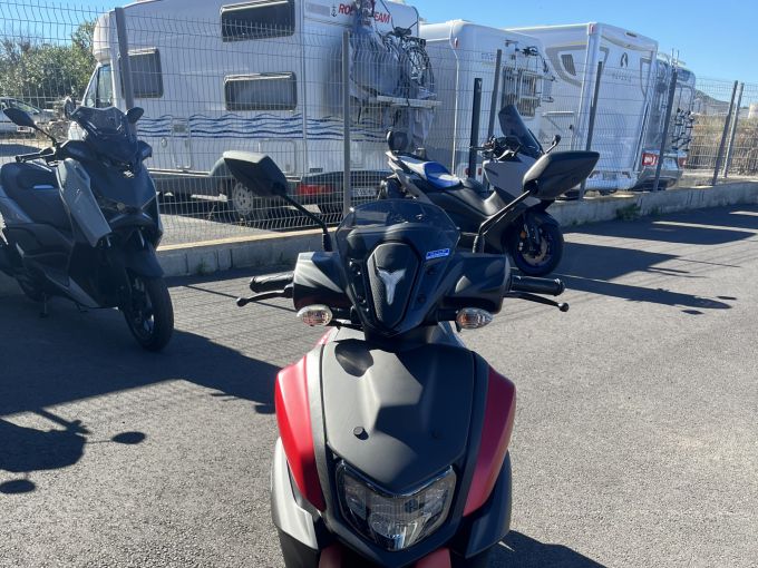 YAMAHA RayZR 125 4