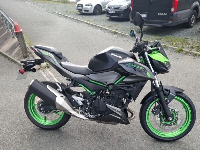 KAWASAKI Z 500 SE 4