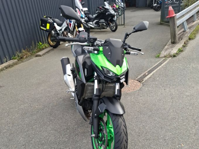 KAWASAKI Z 500 SE 4