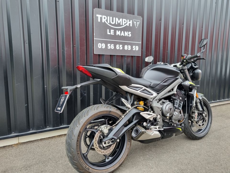 TRIUMPH STREET TRIPLE 765 RS 4