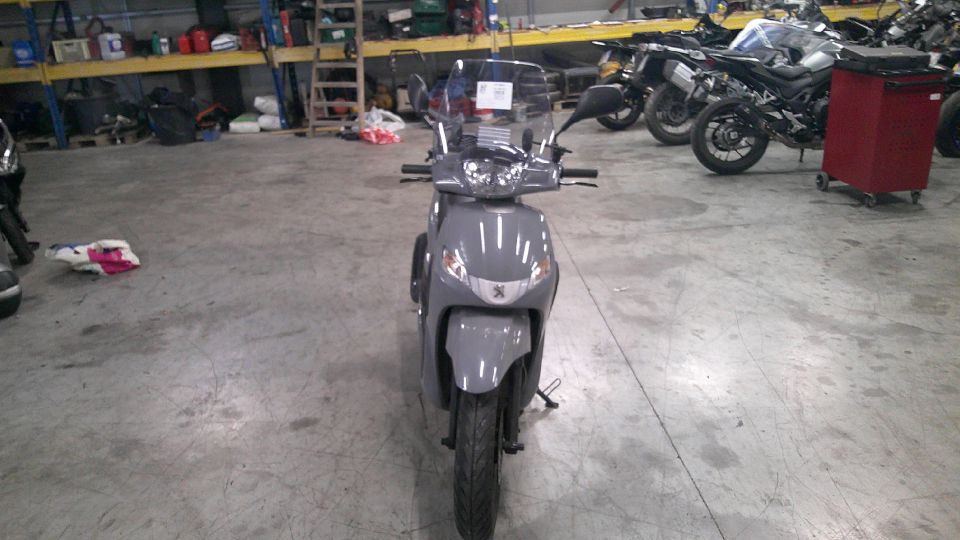 PEUGEOT TWEET 125 4
