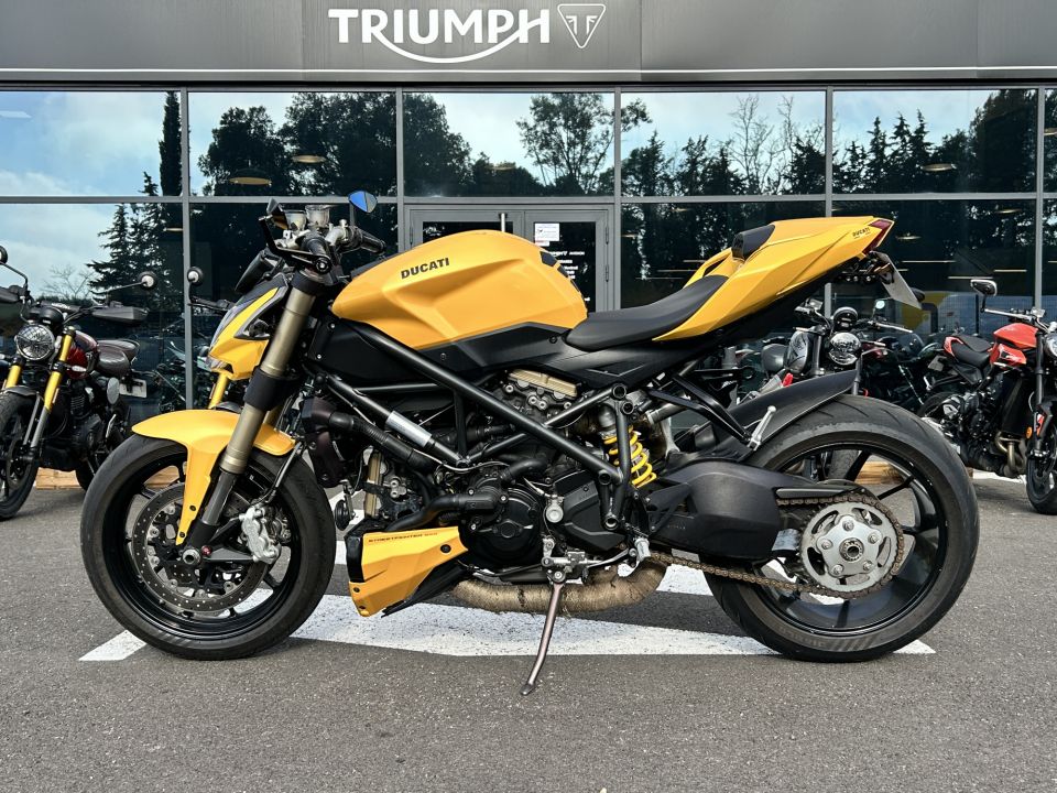 DUCATI STREETFIGHTER 4