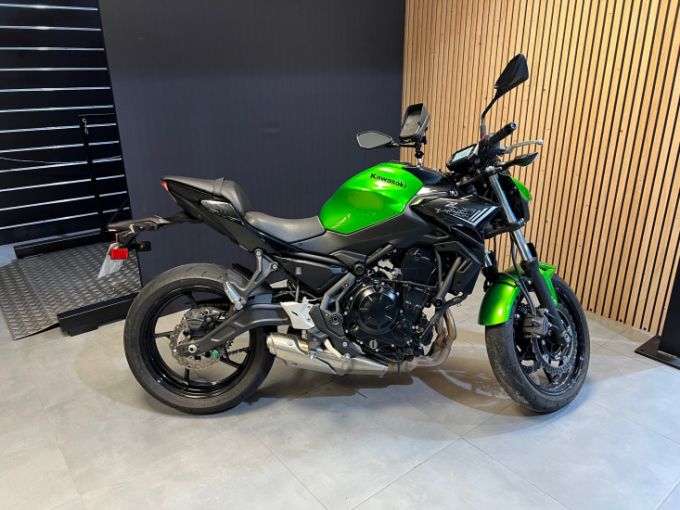KAWASAKI Z650 ABS 4